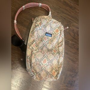 KAVU Women's Patterned Climbing rope Sling Bag - Multicolor